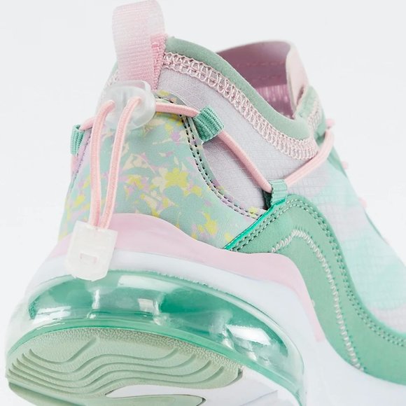 NIB Fabletics Silverlake Performance Sneaker - Picture 5 of 7